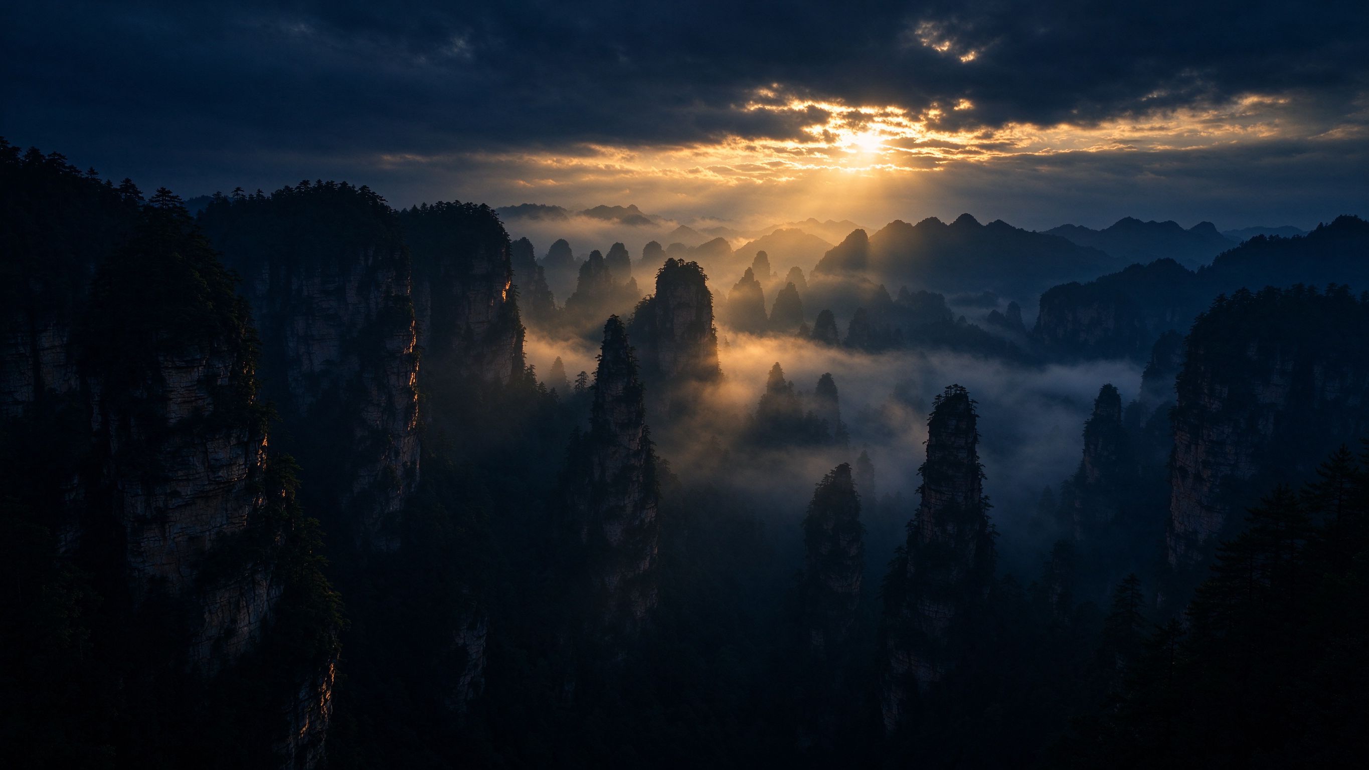 Zhangjiajie National Forest Park at sunrise